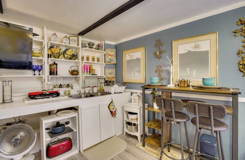 Terry Sanford Apartment | 1 Mi to Dtwn: Fayetteville Studio w/Patio