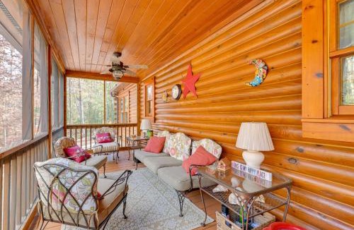 Mount Gilead House | 1 Mi to Lake Tillery: Outdoor Retreat w/Hot Tub!