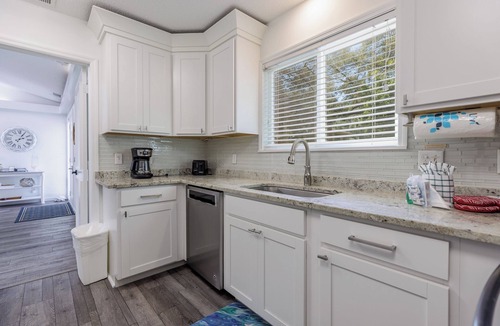 Lawton Woods House | 10 Lawton Road: Sea Pines home with Private Pool. 3BD/2BT/Sleeps 8