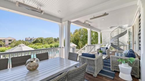 Isle of Palms House | 118 Charleston - IOP Beachhouse by AvantStay