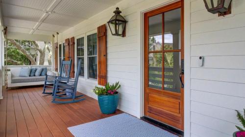 Sullivan's Island Villa | 1307 Cove Avenue by AvantStay