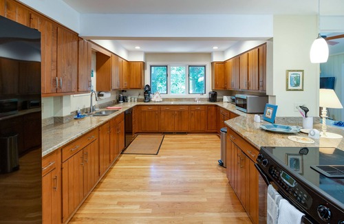 West Beach House | 150 Yards To The Beach! Book early for 2027! Weekly Discount!