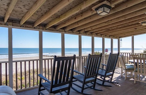 Folly Beach House | 1589 E Ashley Wayward Whims Oceanfront Classic Folly Cottage