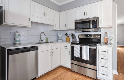 South of Broad House | 16 Short St