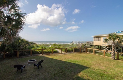 Folly Beach House | 1661 E Ashley - Ocean Cabin