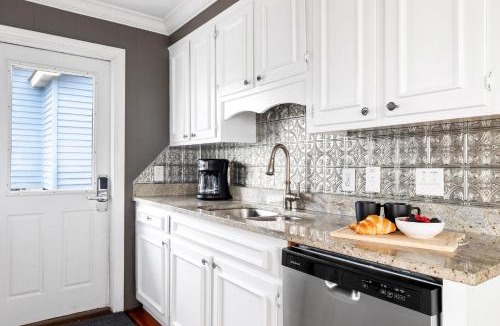 Folly Beach House | 1724 E Ashley - Katie's Cottage in a Quiet Area of the Beach