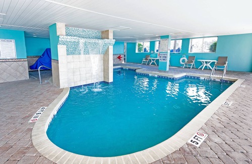 Myrtle Beach Condo | 1BR/1BA Oceanfront condo w/Kitchen & Balcony in Center of MB, #1355