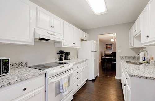 Harbison House | 2 bedroom 2 bath patio home (13hv)
