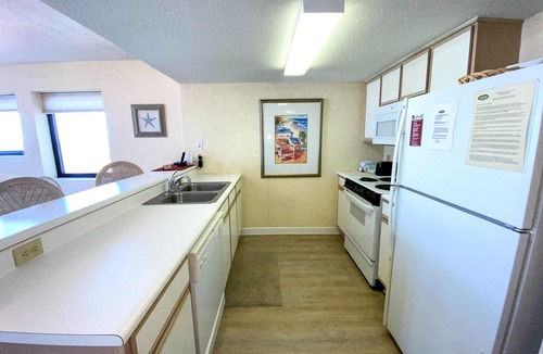 Ocean Drive Condo | 2 bedroom Ocean VIEW Condo. Ocean Drive. Great amenities!