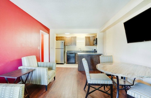 Cape Fear Apartment | 2 Full Bed|Smk|Wade NC