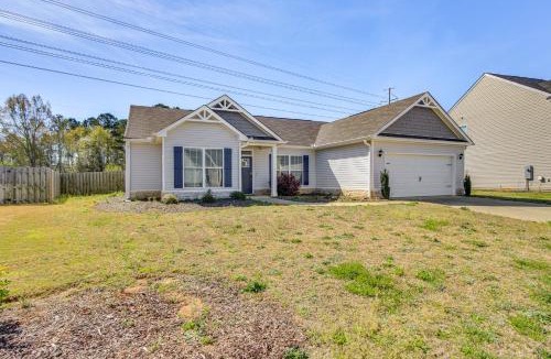 Aiken House | 2 Mi to Steeplechase Racecourse: Stylish Aiken Gem