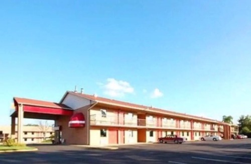 Richburg Hotel | 2 Relaxing Units, 40 Miles from Charlotte Airport – Perfect for Travelers