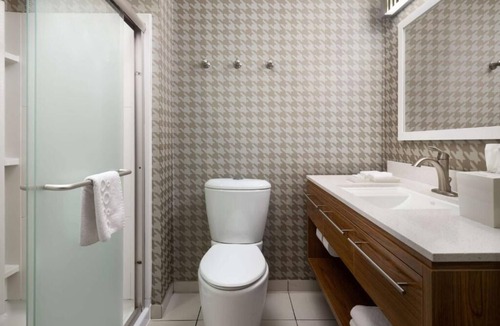 North Charleston Hotel | 2 Units of Studio Suite w/Pool Access & Breakfast | 1 mi to Tanger Outlets