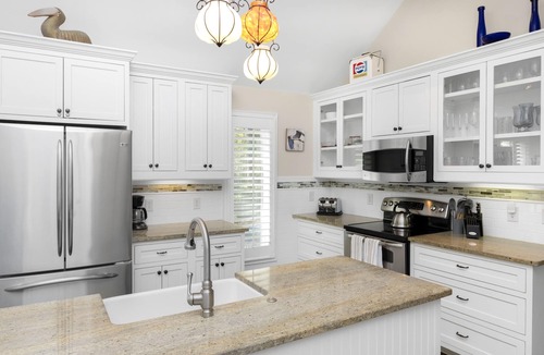 West Beach House | 23 Greensward Road by Akers Ellis Rentals