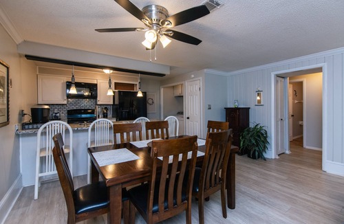 Ocean Ridge Villa | 253 Driftwood:Beautiful 2nd Floor Villa;Golf Course Views;Dogs Welcome
