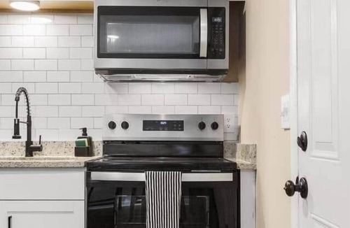 St. Andrews House | 2BR 1.5BA Stylish Condo Near Hospitals - Shopping
