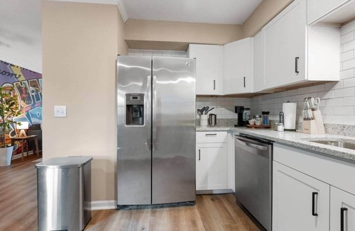 St. Andrews House | 2BR 1.5BA Stylish Condo Near Hospitals - Shopping