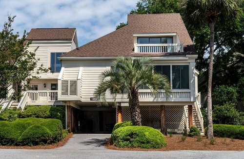 Spinnaker Beachhouses Villa | 2BR/2BA Spinnaker! Great Beach Location! Amenity access included! Pet Friendly!