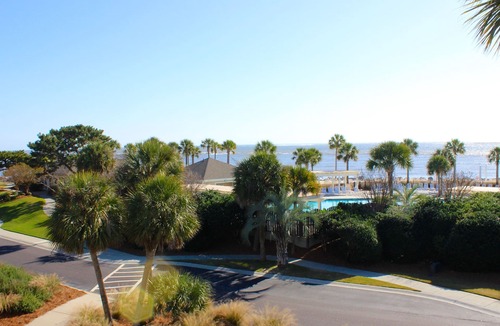 Seabrook Island House | 2nd Floor Ocean View Atrium! 5 Stars! Dog Welcome!