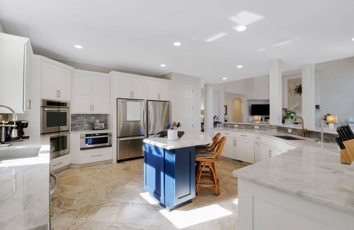 Sea Pines House | 2nd Row Sea Pines Home w/FREE Pool & Spa Heat Seasonally - Steps to Beach!
