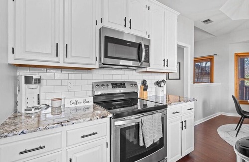 Charlotte House | 3 Bed/2 Bath Single Family Home - Near Carowinds