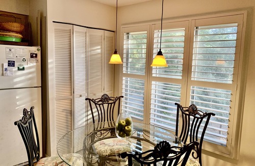 West Beach Cottage | 3 bed/3 bath Inlet Cove cottage, ON KIAWAH! community pool, short walk to beach