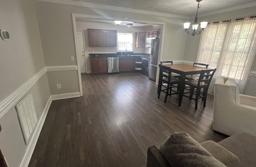 Fayetteville House | 3-bedroom bungalow in delightful Fayetteville with AC