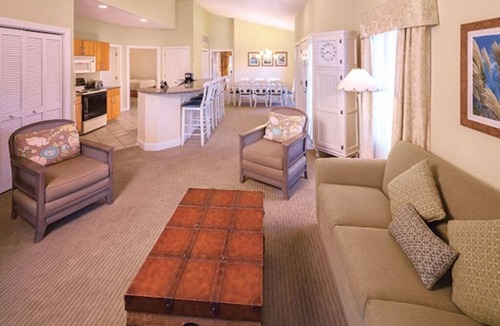 Ocean Drive Cottage | 3 Bedroom Cottage with covered parking