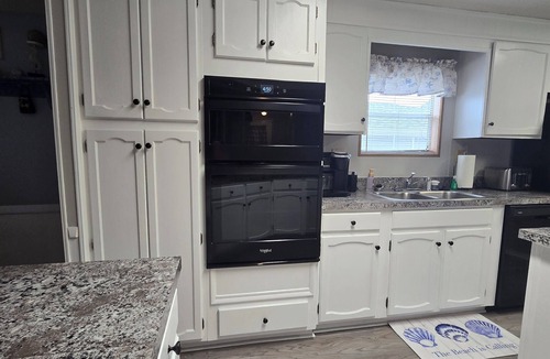 Garden City Cottage | 3 Bedroom, dog friendly home in Oceanside Village
