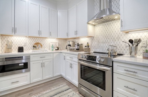 North Charleston House | 3-bedroom house in lovely, walkable Park Circle in North Charleston, SC!