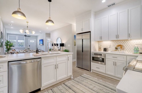North Charleston House | 3-bedroom house in lovely, walkable Park Circle in North Charleston, SC!