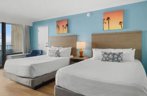 Myrtle Beach Hotel | 3 Family-Friendly Beachfront Units w/Ocean Views, Pools & Close to Attractions