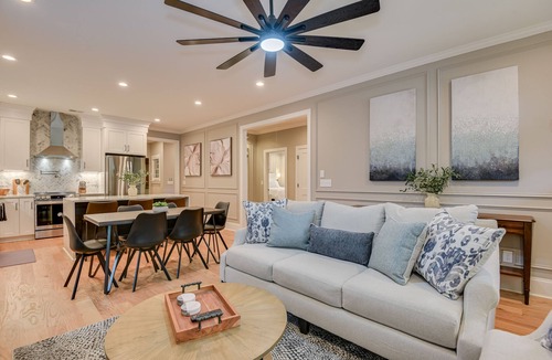 Augusta House | 3 King Suites - Luxury Home in Augusta