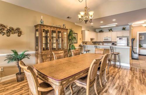Central Myrtle Beach House | 3 Mi to Beach & Golf: Resort Condo in Myrtle Beach