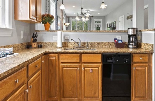 Santee Condo | 3br Deluxe - Family Fun Lake Marion