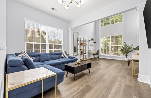 Charlotte House | 3BR Family Retreat with Modern Comforts