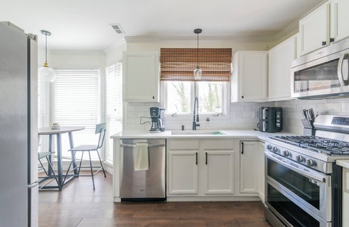 Paw Creek House | 3BR Retreat Near Whitewater Center & Golf