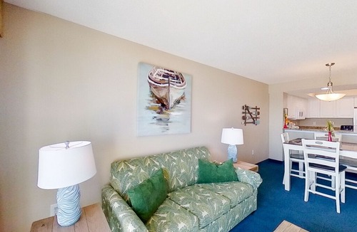 Myrtle Beach Condo | 3rd Floor Ocean View Condo w/ WiFi, Private W/D, AC, Shared Pool/Hot Tub