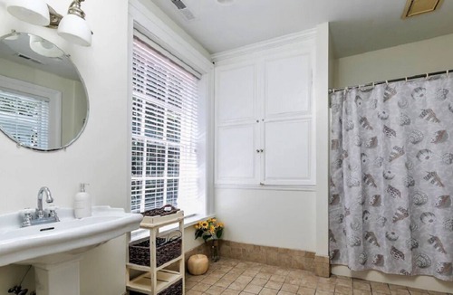 Harleston Village House | 4 Bedrooms in Downtown - 2 Blocks to King Street - Free Parking
