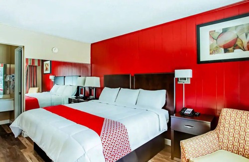 Ridgeland Hotel | 4 King Rooms w/Private Bath for a Comfortable, Budget-Friendly Stay