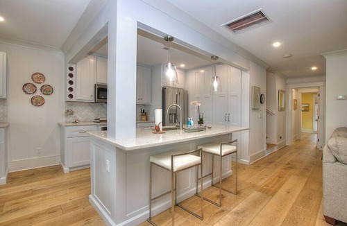 South Beach House | 4 Lands End Ct, Updated South Beach Home w/Sundeck, Water Views & On-site Pool