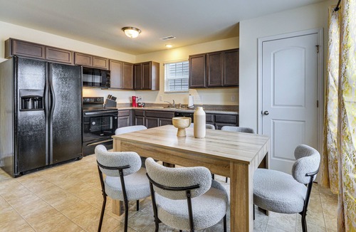 Greensboro House | 4 Mi to Hospital & Dtwn Greensboro: Spacious Home