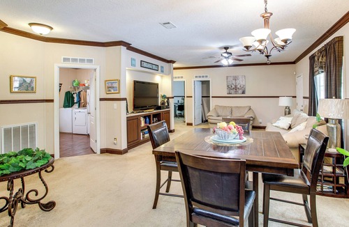 Huntcliff House | 4 Mi to Weston Lake: Eastover Gem