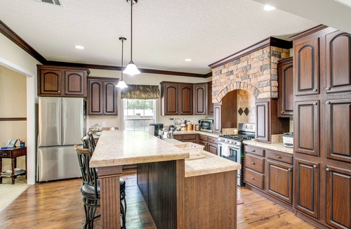 Huntcliff House | 4 Mi to Weston Lake: Eastover Gem