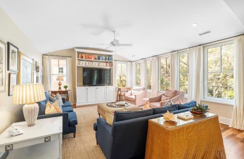 West Beach House | 423 Sea Lavender