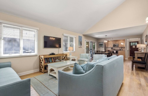 West Beach Cottage | 435 Oceanwoods Cottage by Akers Ellis Rentals