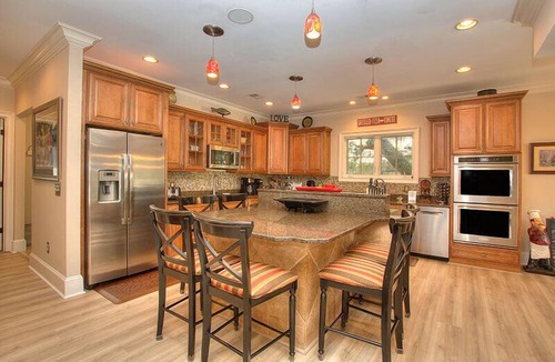 Sea Pines House | 48 S. Sea Pines Dr - Luxury Home in Sea Pines w/Game Rm, Media Rm, Private Pool