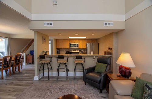 Ocean Ridge House | 493 Egrets Pointe-Beautiful Townhome on Lagoon; Pool/Amenity Access Included