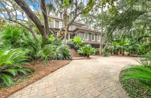 West Beach House | 498 Old Dock Road by Akers Ellis Rentals