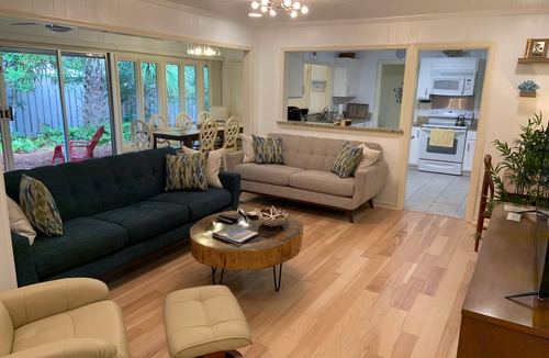 Sea Pines House | 4th row! Refreshed and Ready! 2 min walk to Sea Pines beach! Private pool!